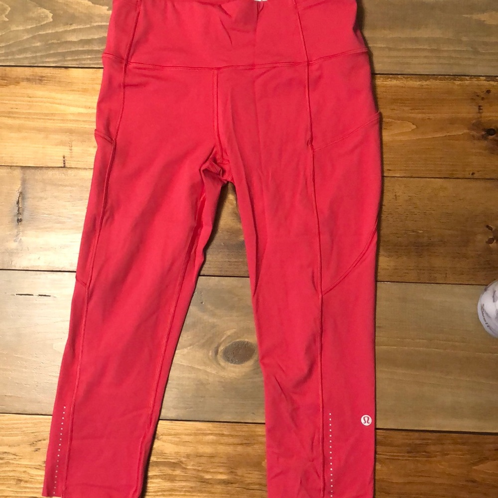 Lululemon size 8